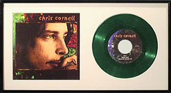 45 rpm Record & Jacket matted Frame Kit. .3 Frame Types: :Black Aluminum, Black Wood 3/4